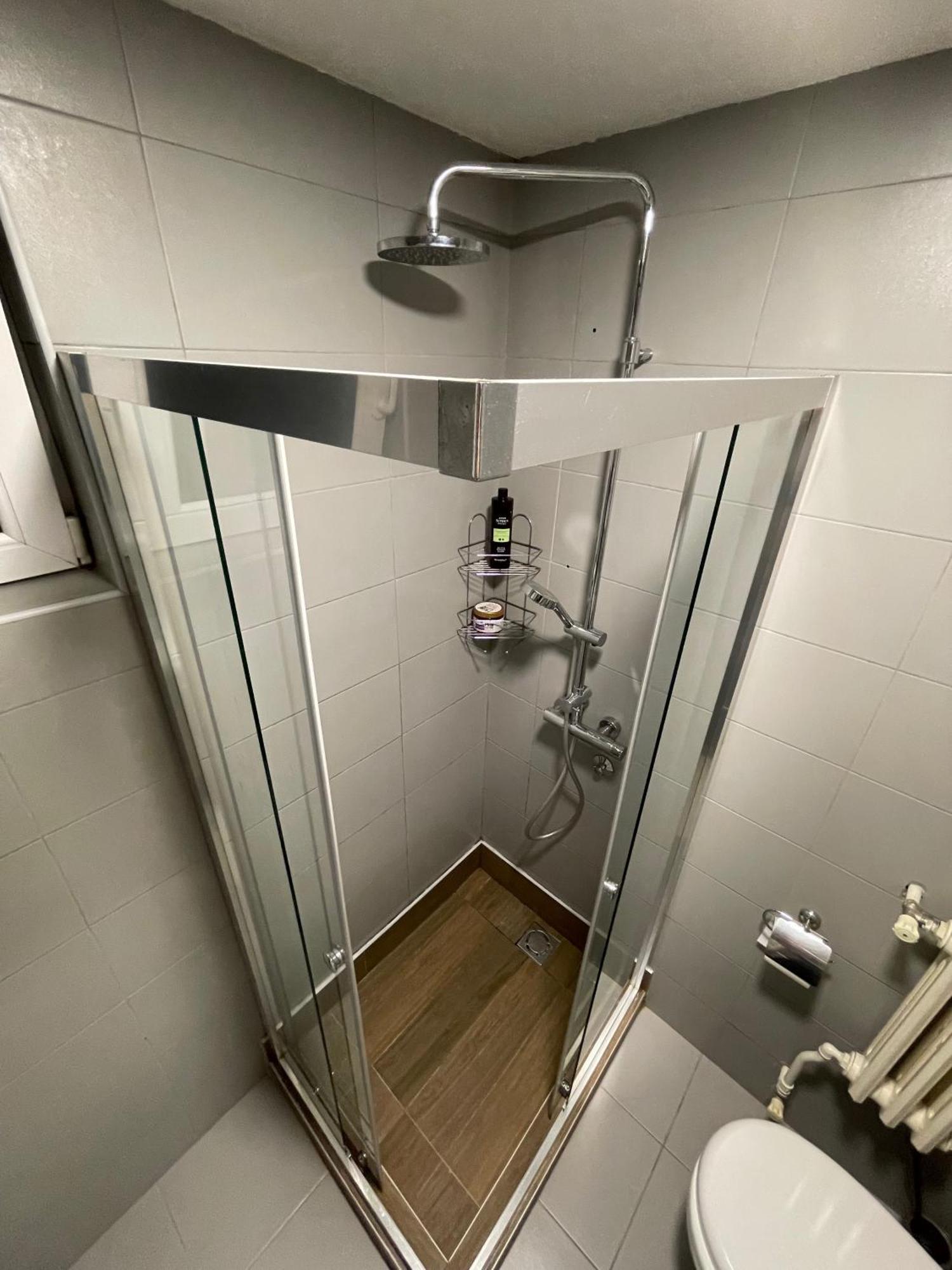 Ruby Luxury Central Apartment سكوبجي المظهر الخارجي الصورة