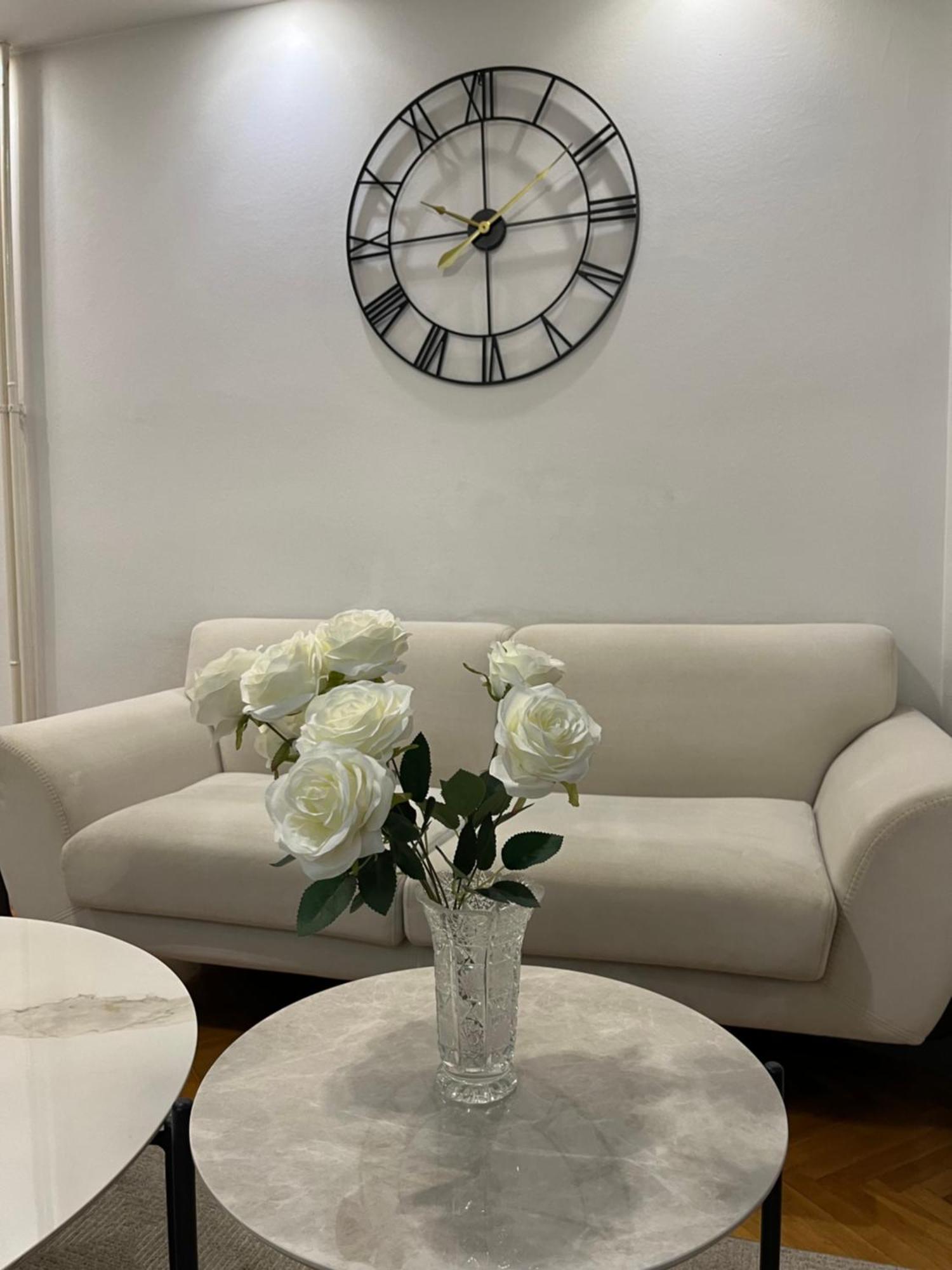 Ruby Luxury Central Apartment سكوبجي المظهر الخارجي الصورة